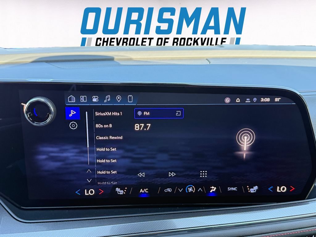 New 2026 Chevrolet Suburban RST w/ RST Capability Package AWD/4WD image 14