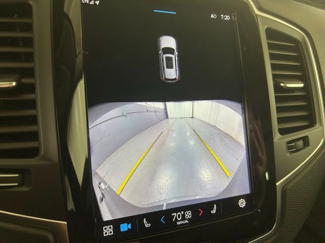 Used 2025 Volvo XC90 B5 Core image 16