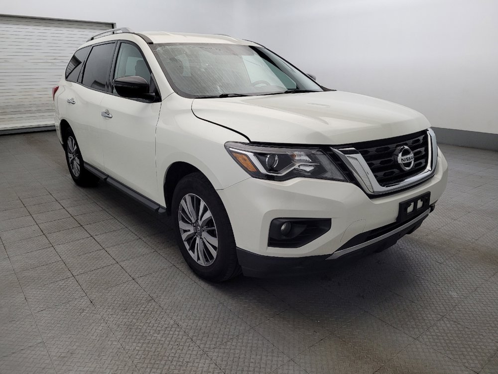 Used 2019 Nissan Pathfinder SV w/ SV Tech Package image 13