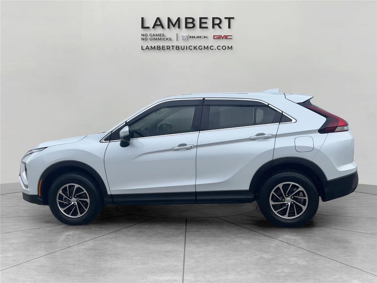 Used 2025 Mitsubishi Eclipse Cross ES image 2