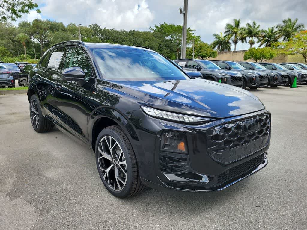 New 2026 Audi Q3 quattro 2.0T AWD/4WD image 2