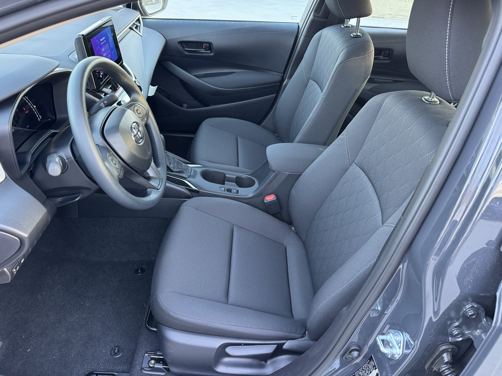 New 2027 Toyota Corolla LE FWD image 2
