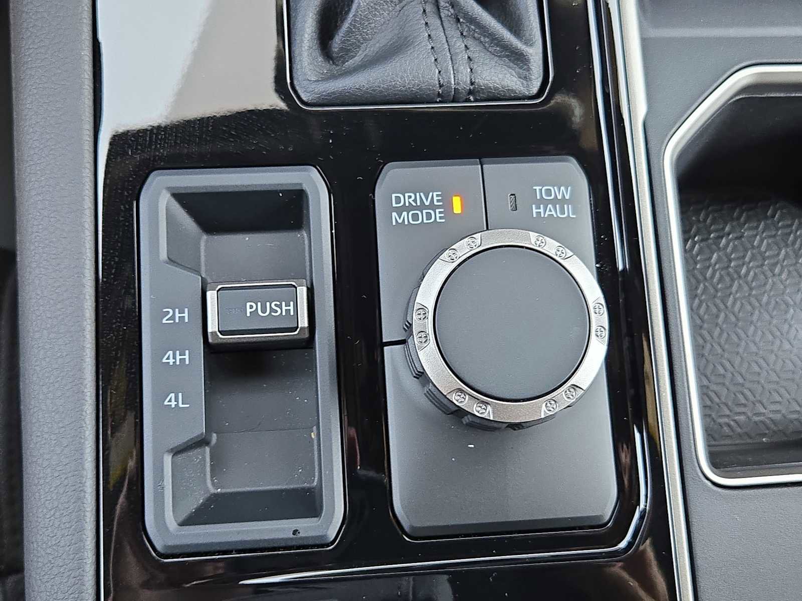 New 2025 Toyota Tundra Limited image 24