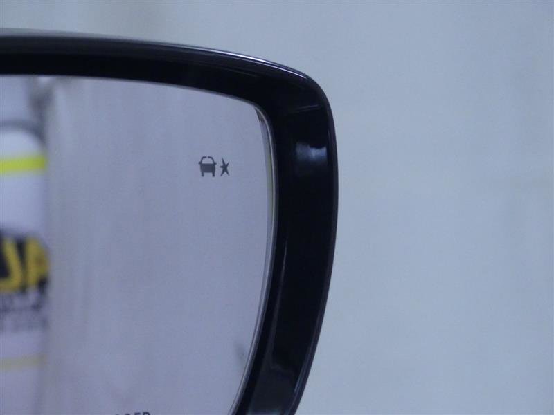 Used 2024 Buick Enclave Premium image 30