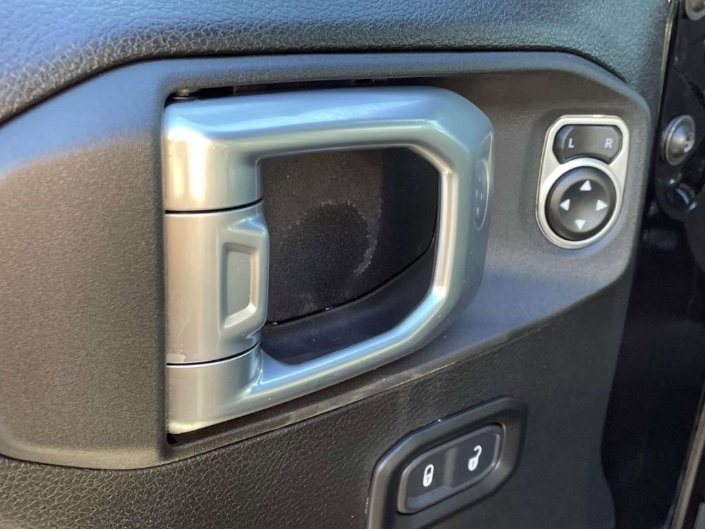 Used 2021 Jeep Wrangler Unlimited Sport image 27