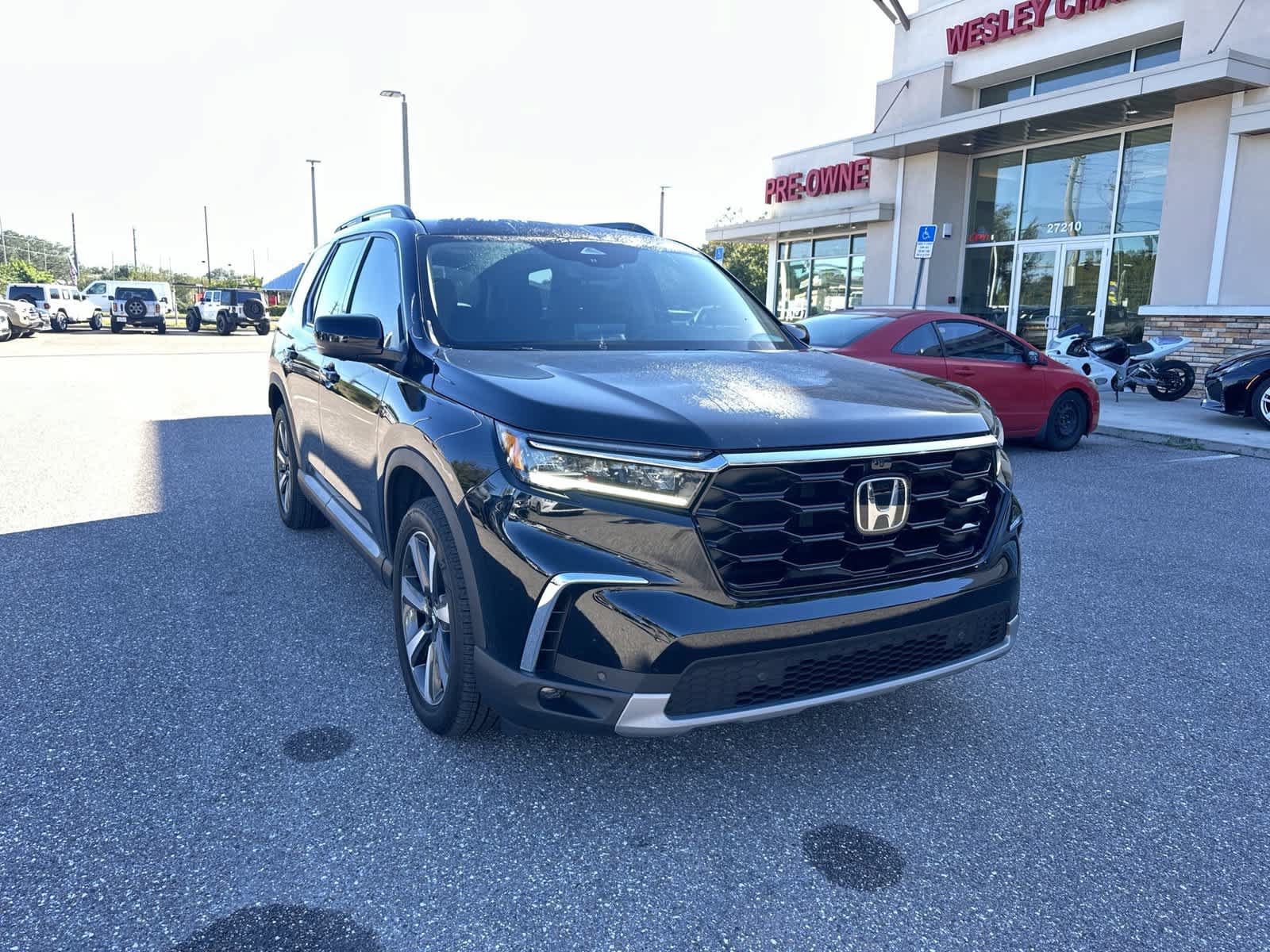 Certified 2025 Honda Pilot Elite image 8
