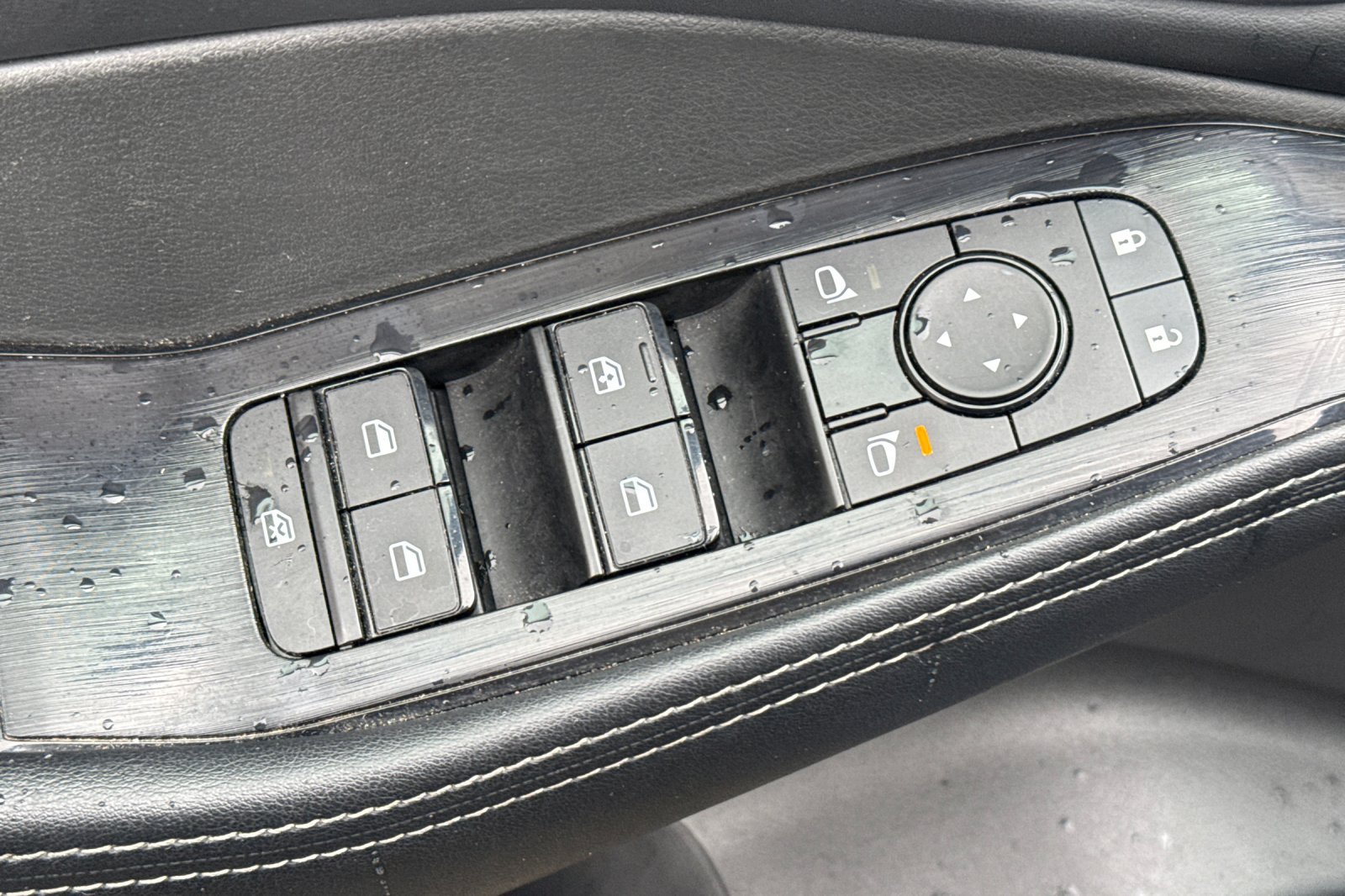 Certified 2024 Nissan Rogue SV FWD image 14