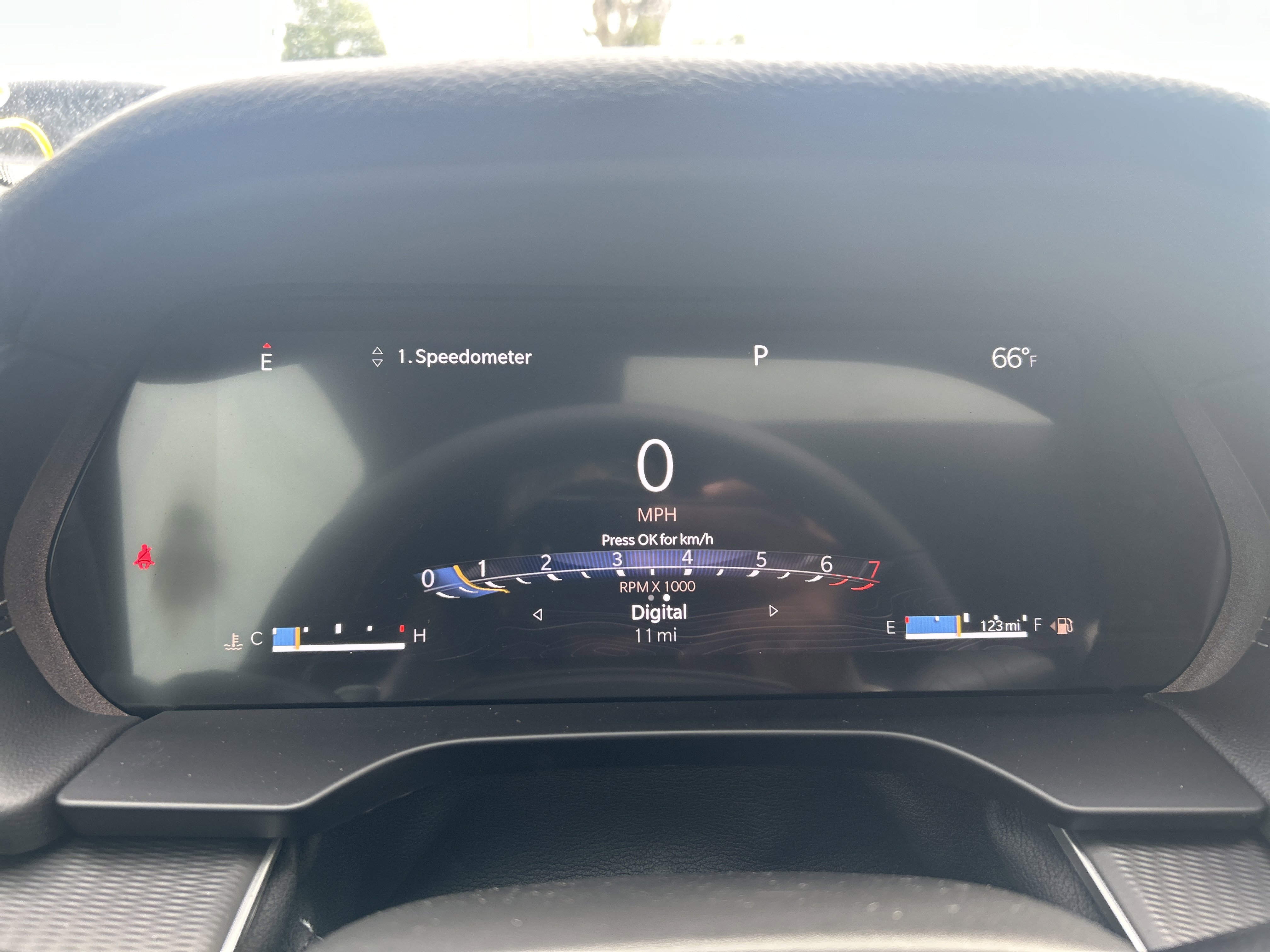 New 2025 Jeep Grand Cherokee Altitude image 23