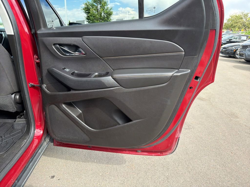Used 2019 Chevrolet Traverse LT AWD/4WD image 13