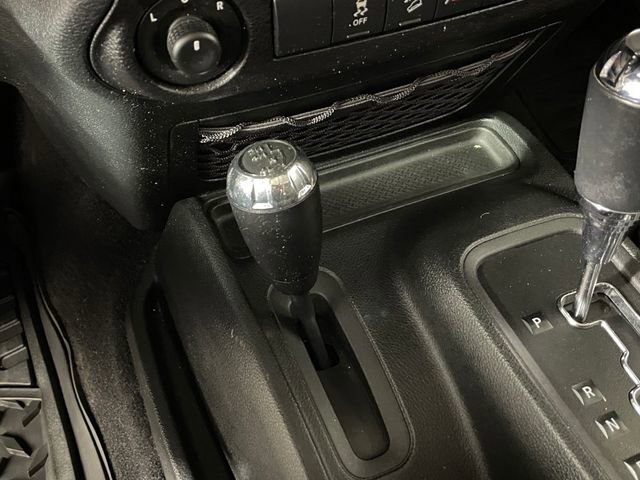 Used 2017 Jeep Wrangler Unlimited Sport w/ Quick Order Package 24S AWD/4WD image 9