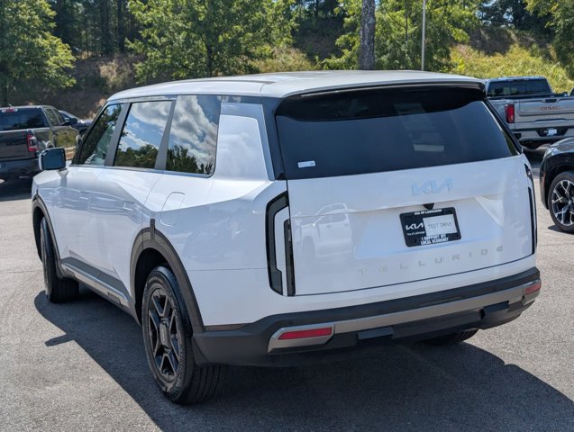 Used 2027 Kia Telluride LX FWD image 9