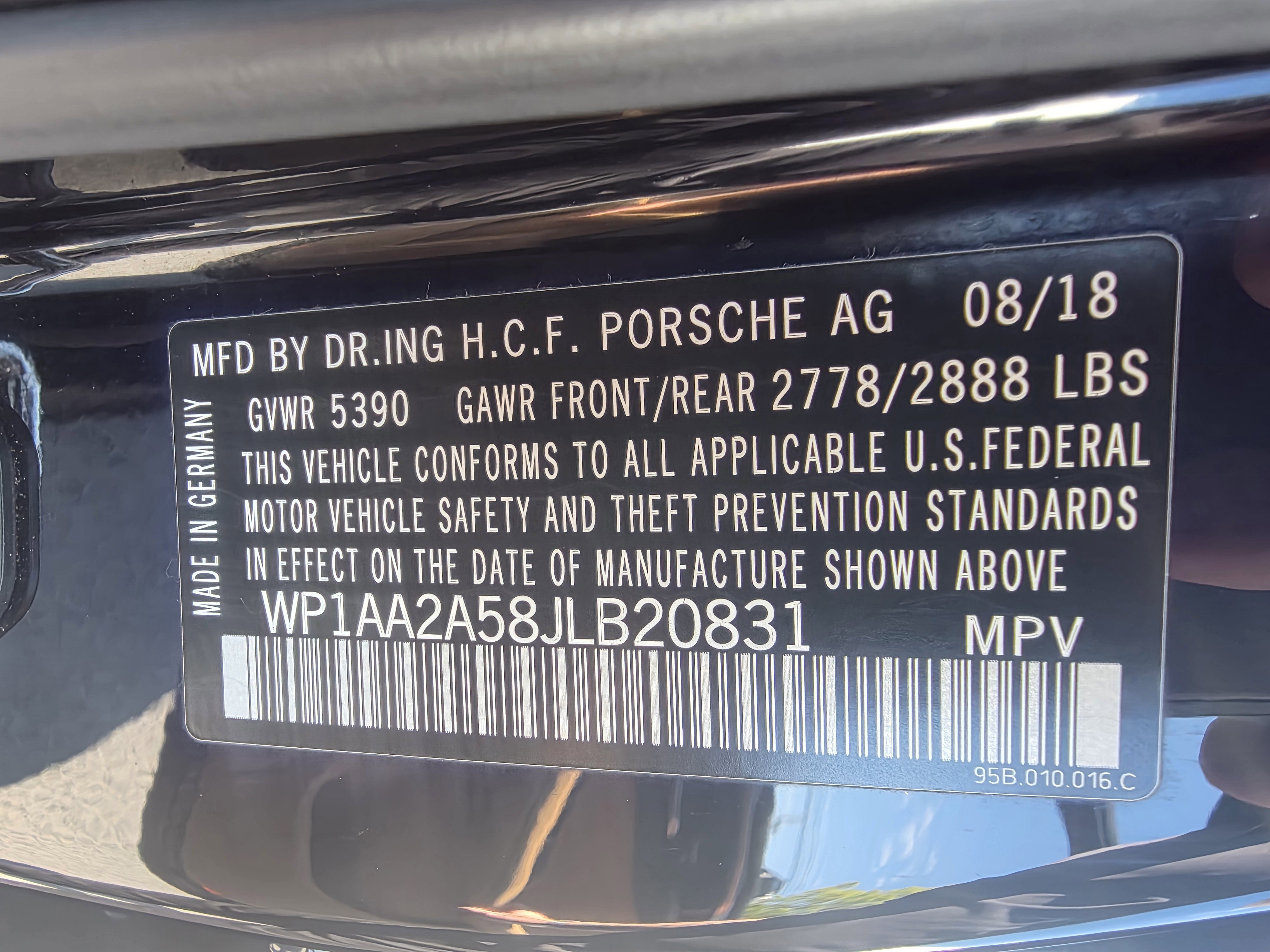 Used 2018 Porsche Macan image 10