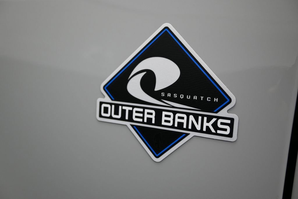 New 2026 Ford Bronco Outer Banks AWD/4WD image 18