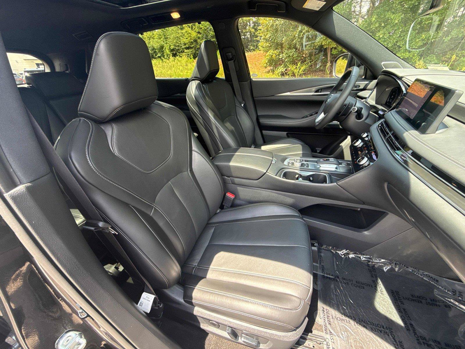 Used 2025 INFINITI QX60 Luxe w/ Black Edition FWD image 27