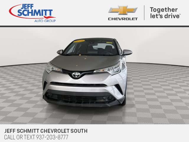 Used 2019 Toyota C-HR LE image 4