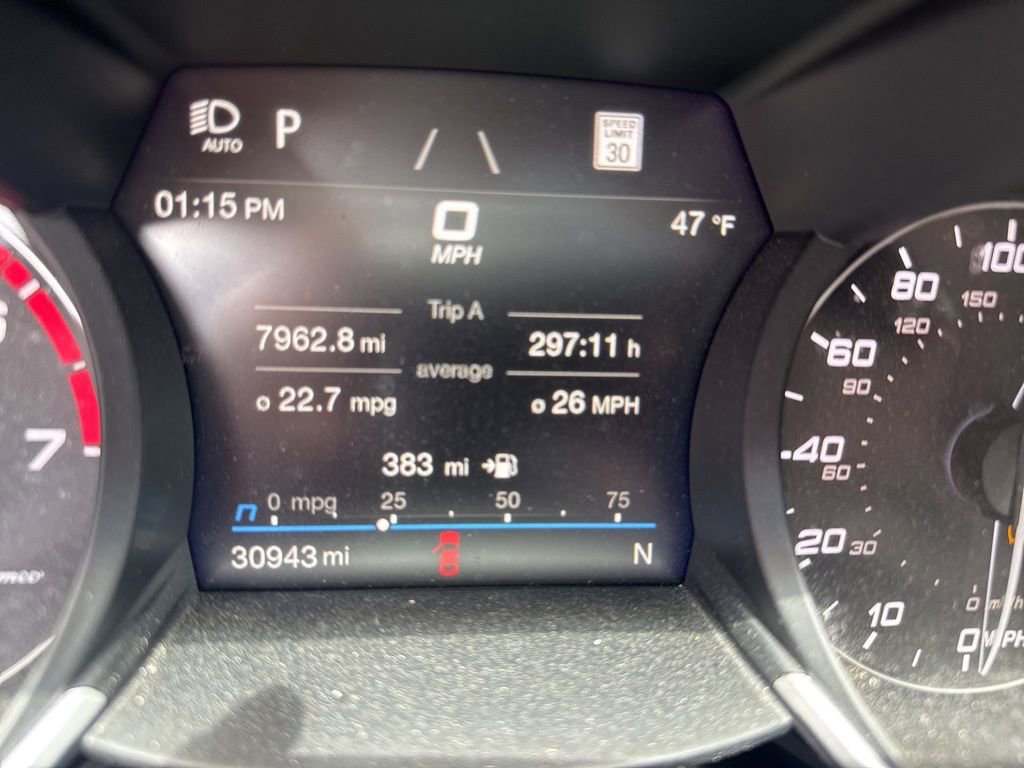 Used 2023 Alfa Romeo Giulia Veloce image 41