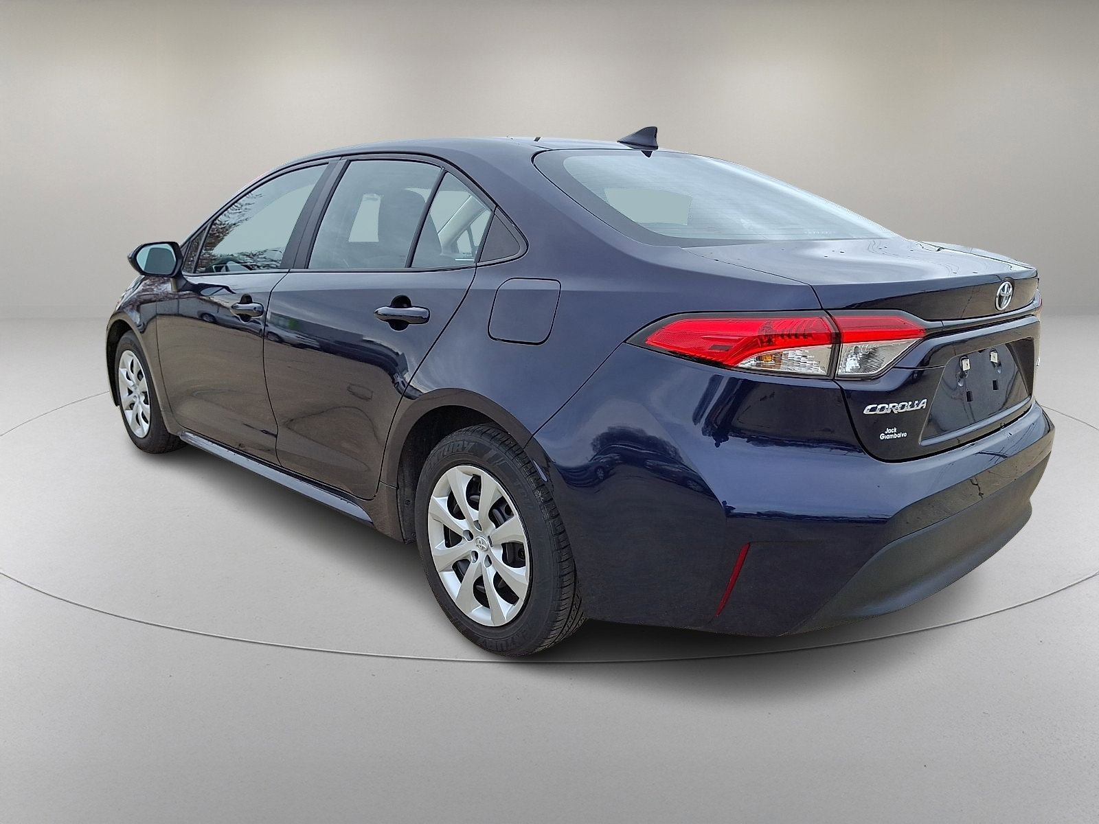 Used 2024 Toyota Corolla LE image 7