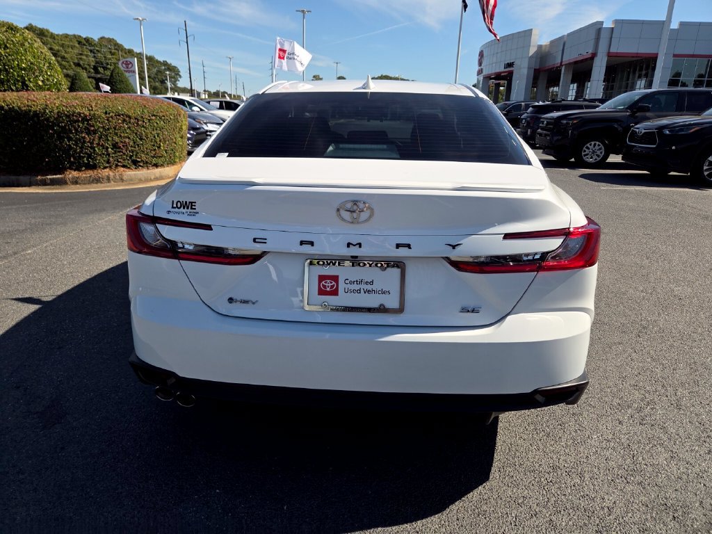 Used 2025 Toyota Camry SE FWD image 10