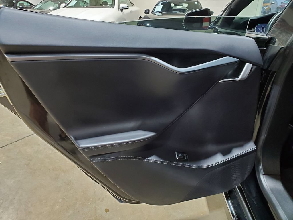 Used 2018 Tesla Model S 75D AWD/4WD image 28