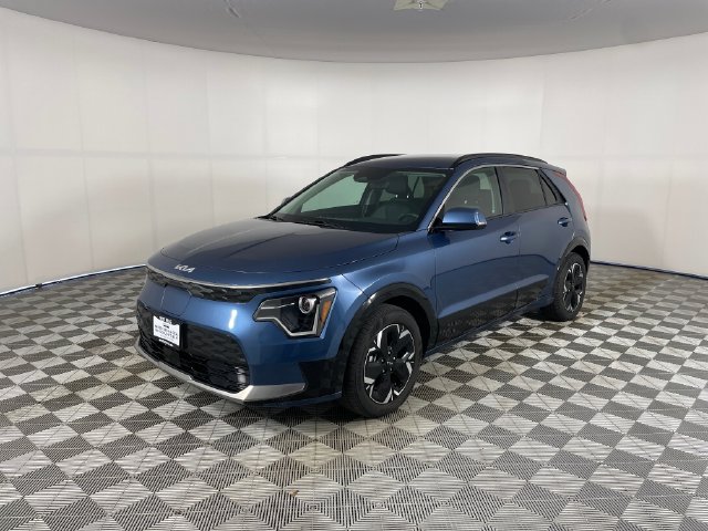 Used 2023 Kia Niro Wind w/ Wind Preserve Package FWD image 1