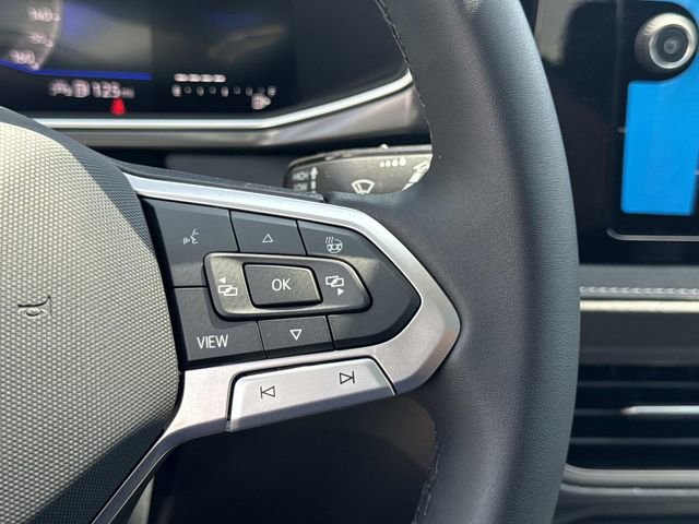 New 2026 Volkswagen Taos SE FWD image 18