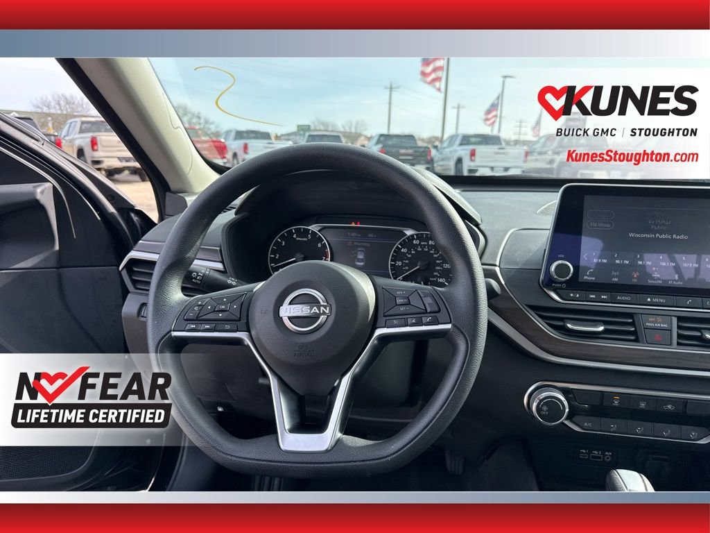 Used 2024 Nissan Altima 2.5 SV AWD/4WD image 40