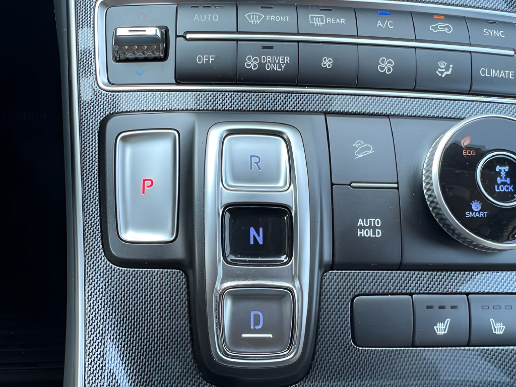 Used 2023 Hyundai Santa Fe SEL Premium AWD/4WD image 32