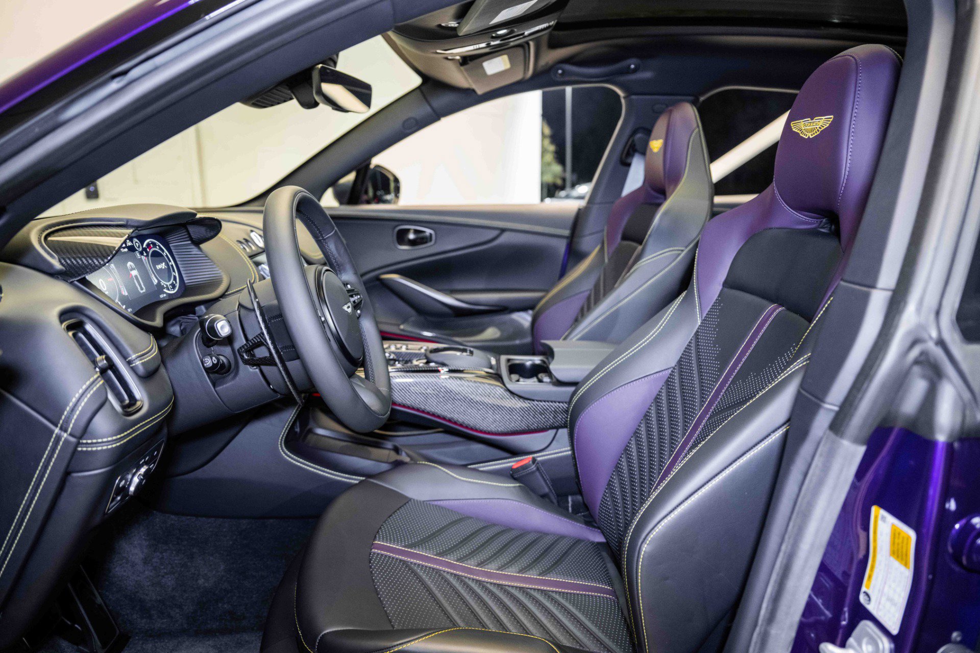 Used 2024 Aston Martin DBX 707 image 13