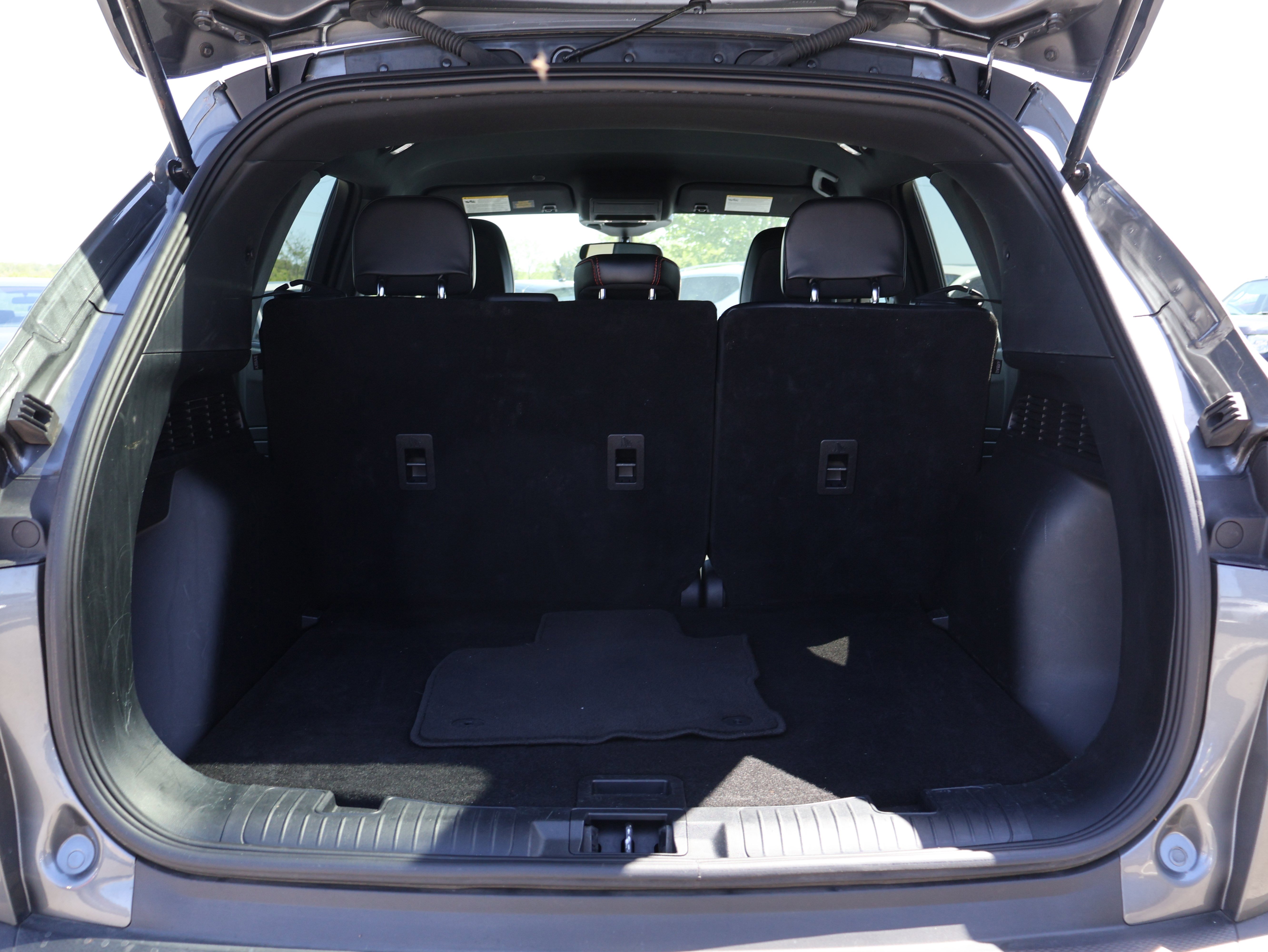 Used 2025 Ford Escape ST-Line AWD/4WD image 17