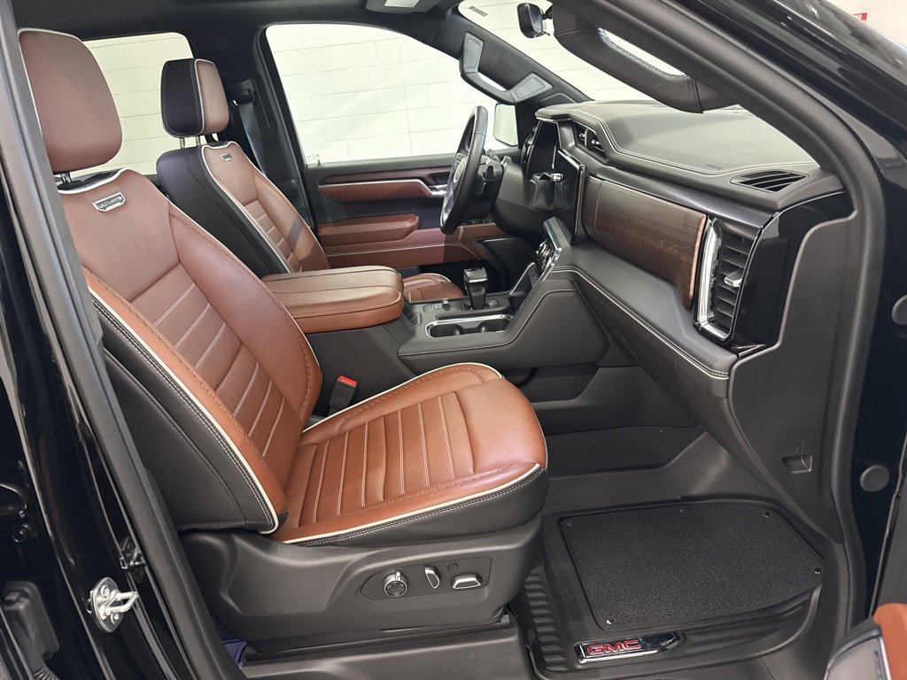 Used 2025 GMC Sierra 1500 Denali Ultimate image 25