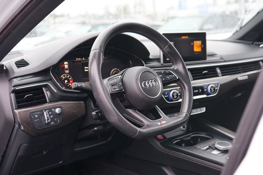 Used 2019 Audi S4 Prestige w/ Prestige Package image 10