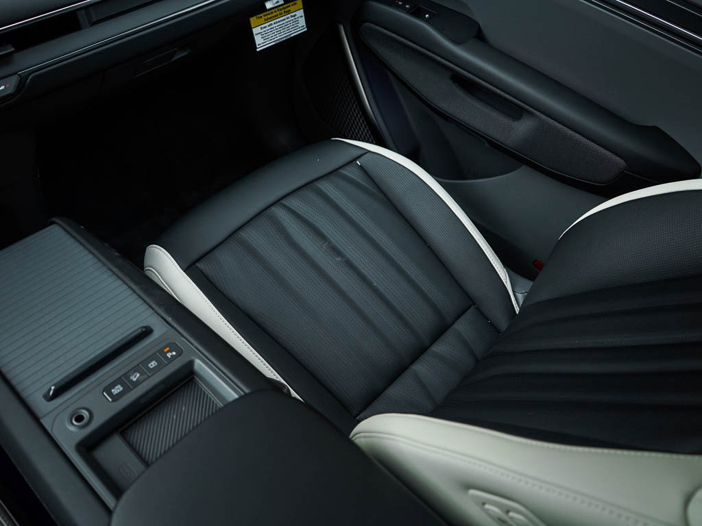 New 2026 Kia EV9 GT-Line image 27