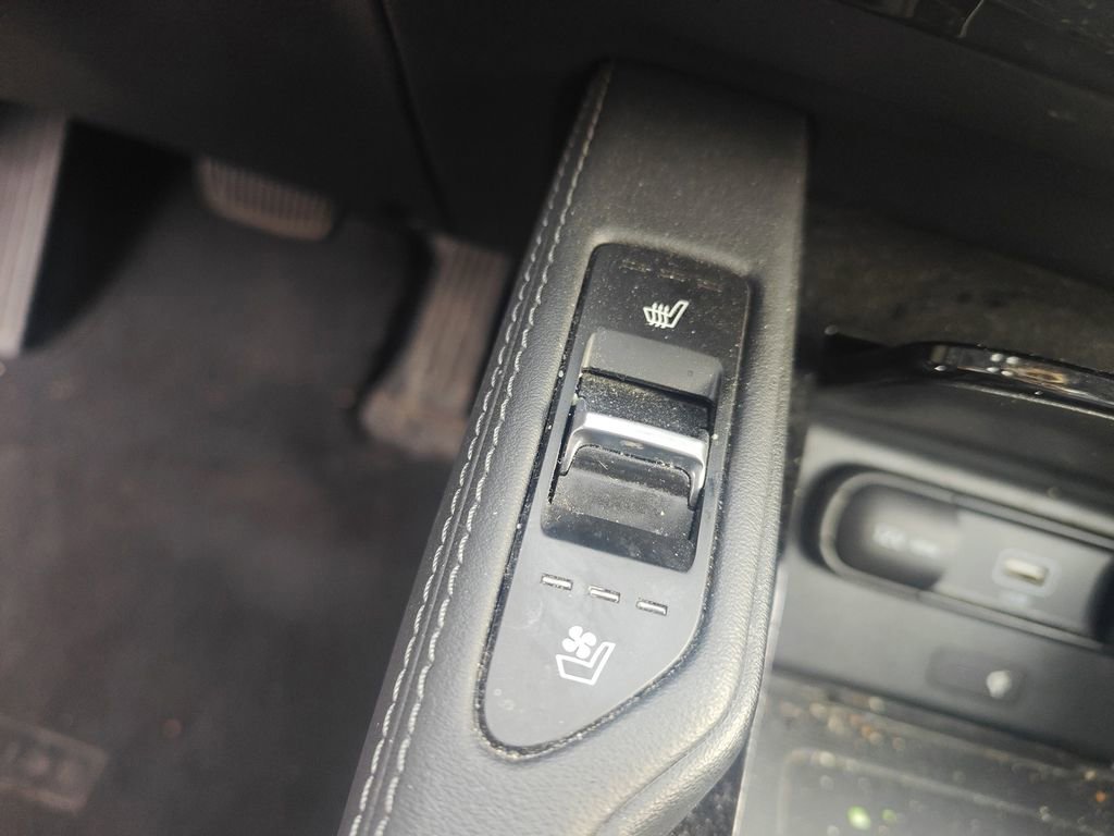 Used 2021 Kia Telluride EX image 10