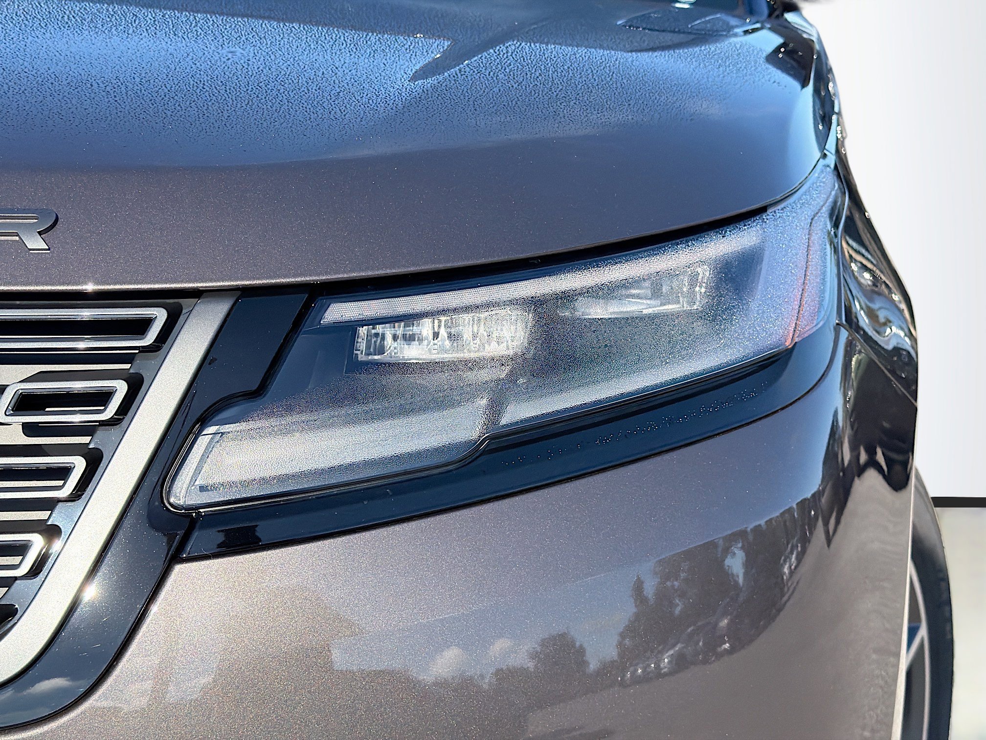 New 2026 Land Rover Range Rover Velar Dynamic SE image 9