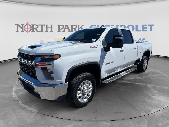 Used 2023 Chevrolet Silverado 2500 LT w/ Convenience Package AWD/4WD image 7