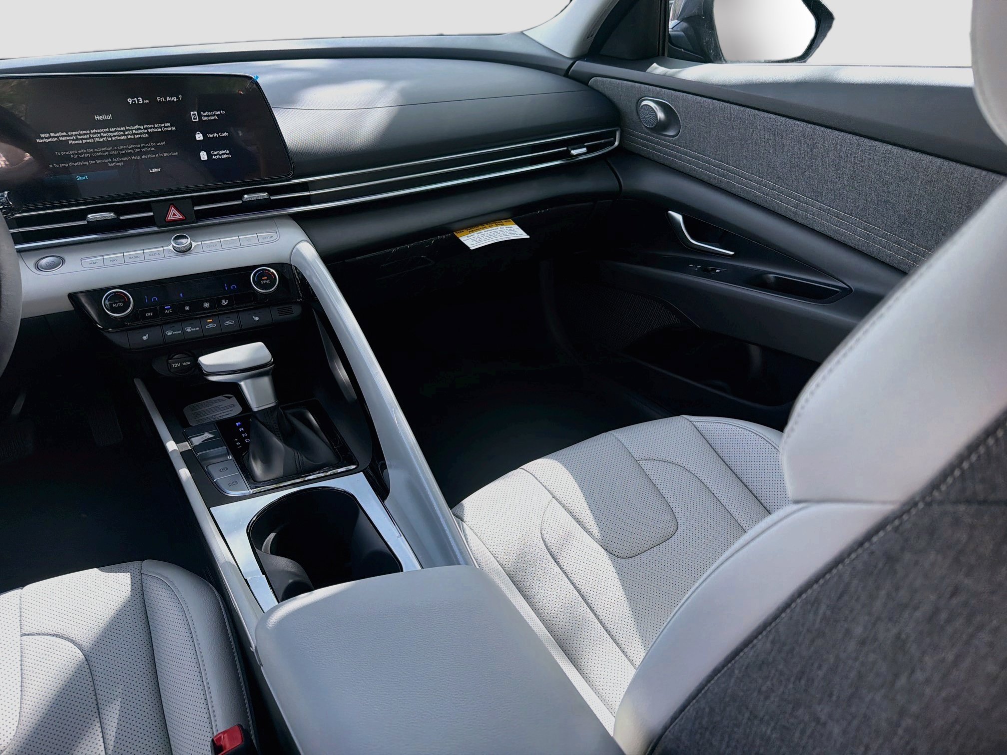 New 2026 Hyundai Elantra Limited FWD image 16