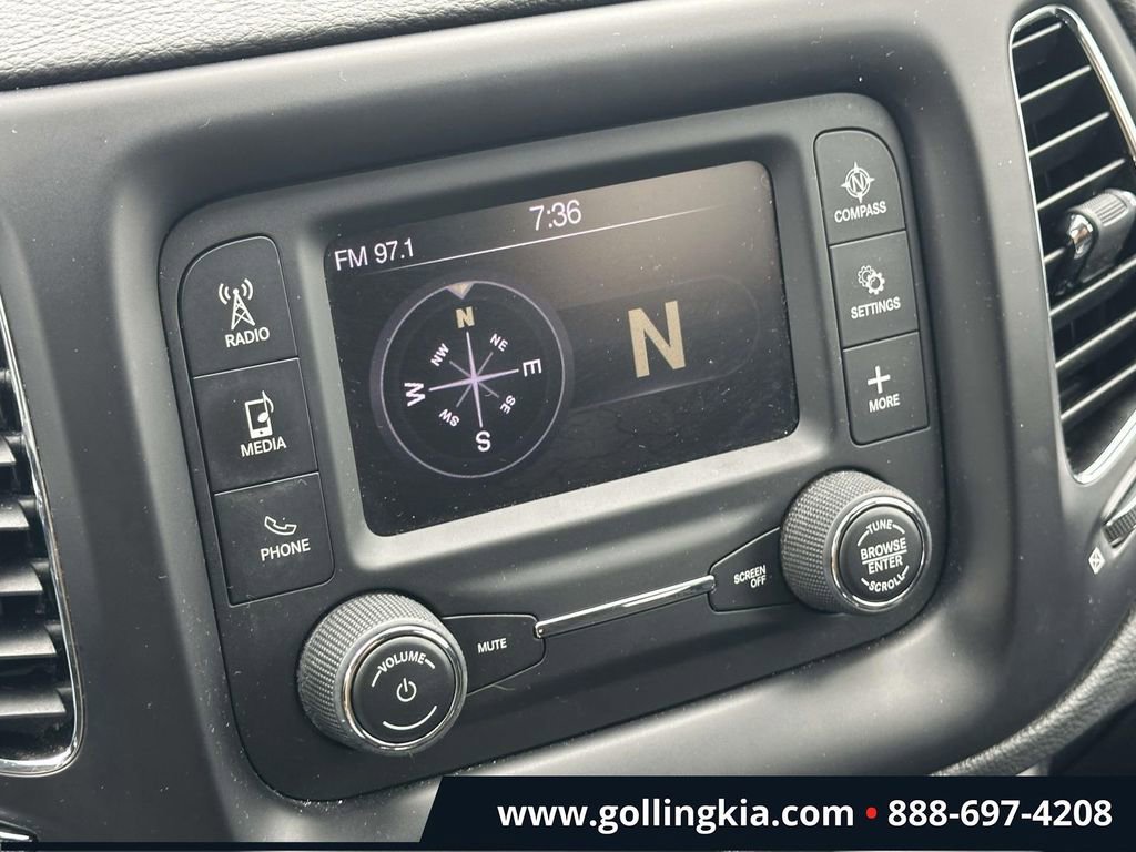 Used 2018 Jeep Compass Sport image 23