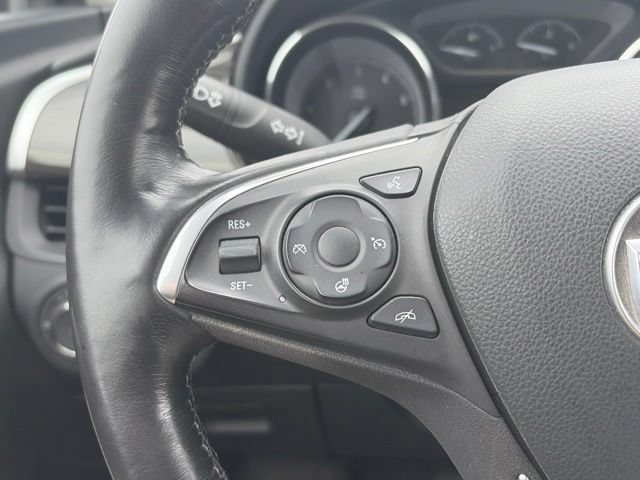 Used 2019 Buick Envision Essence AWD/4WD image 16