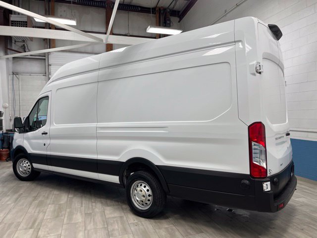 Used 2025 Ford Transit 250 148 High Roof Extended AWD w/ Load Area Protection Package image 3