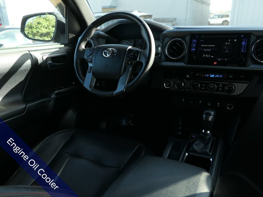 Used 2017 Toyota Tacoma TRD Off-Road AWD/4WD image 24