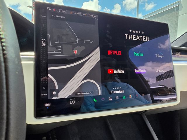 Used 2022 Tesla Model X Plaid AWD/4WD image 33