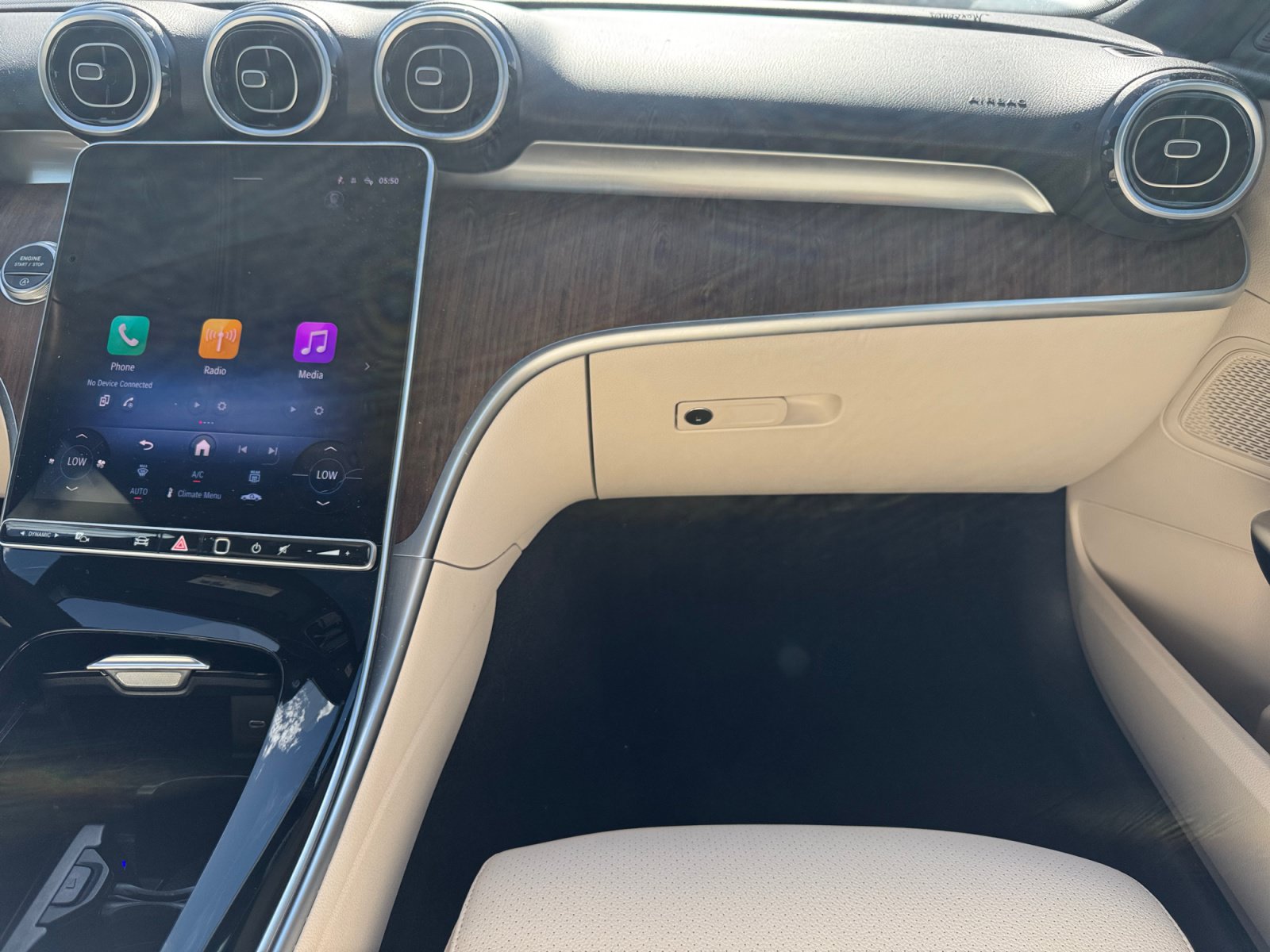 Certified 2025 Mercedes-Benz C 300 4MATIC Sedan image 18