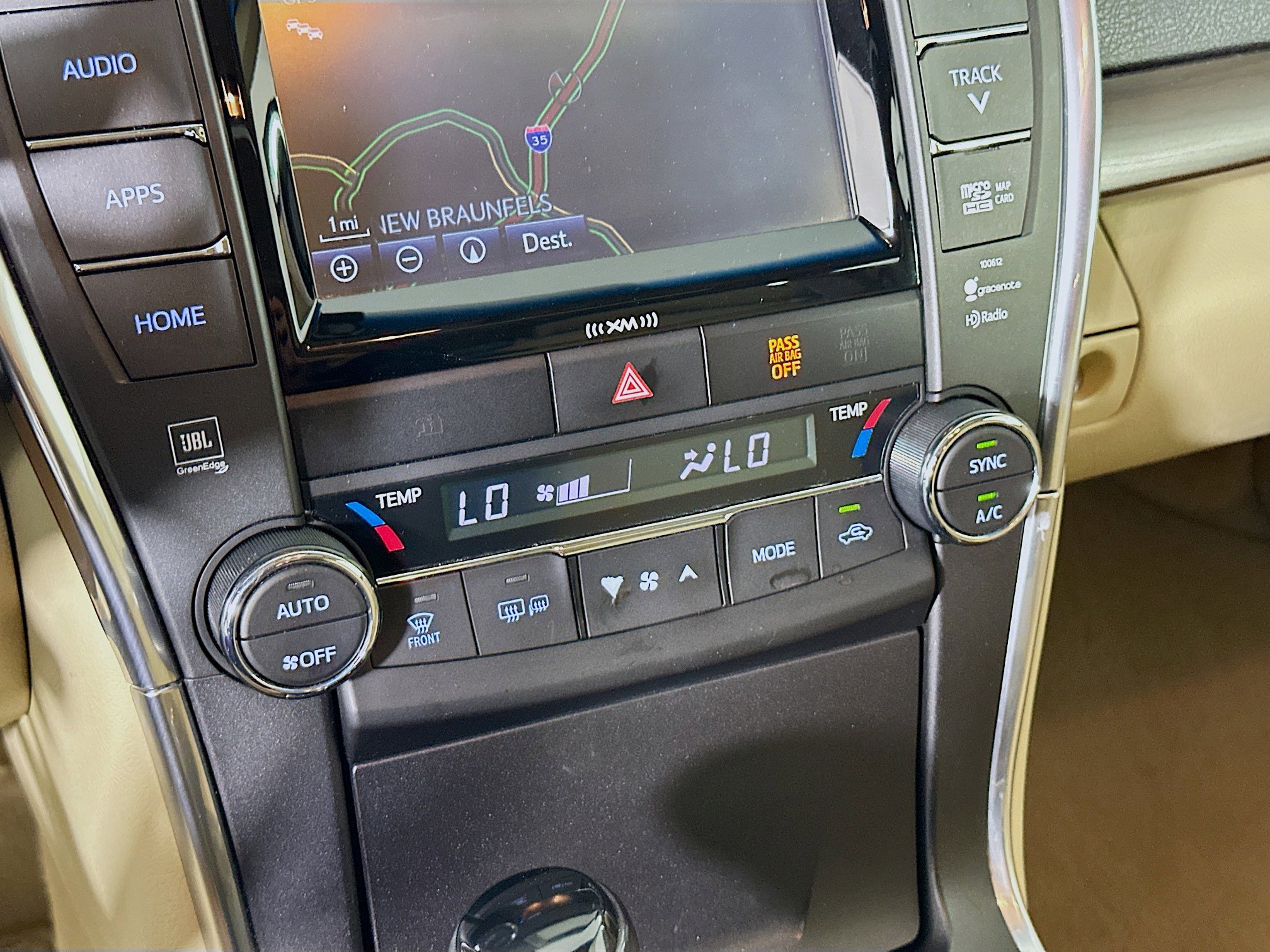 Used 2017 Toyota Camry XLE FWD image 24
