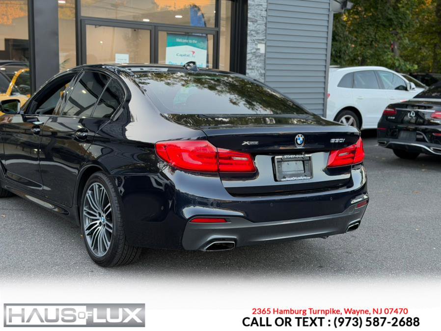 Used 2018 BMW 530i xDrive w/ M Sport Package image 17
