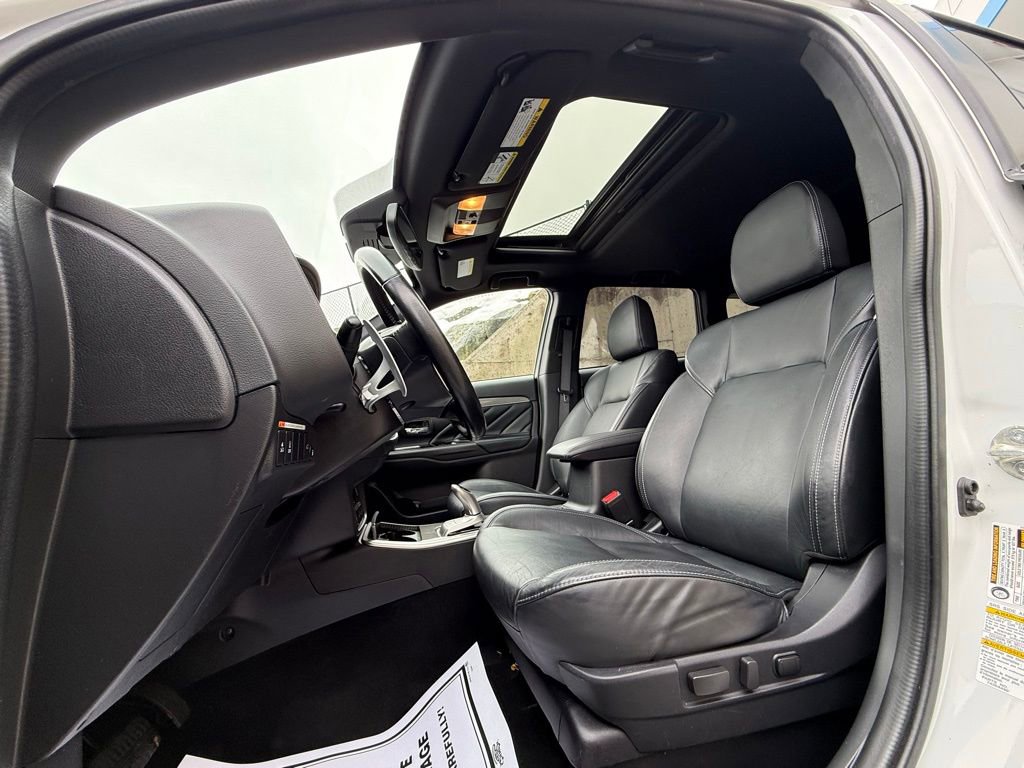 Used 2020 Mitsubishi Outlander GT image 13