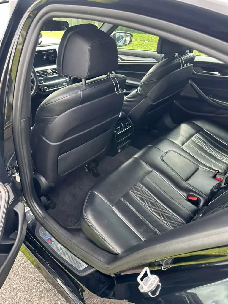 Used 2020 BMW M550i xDrive AWD/4WD image 10