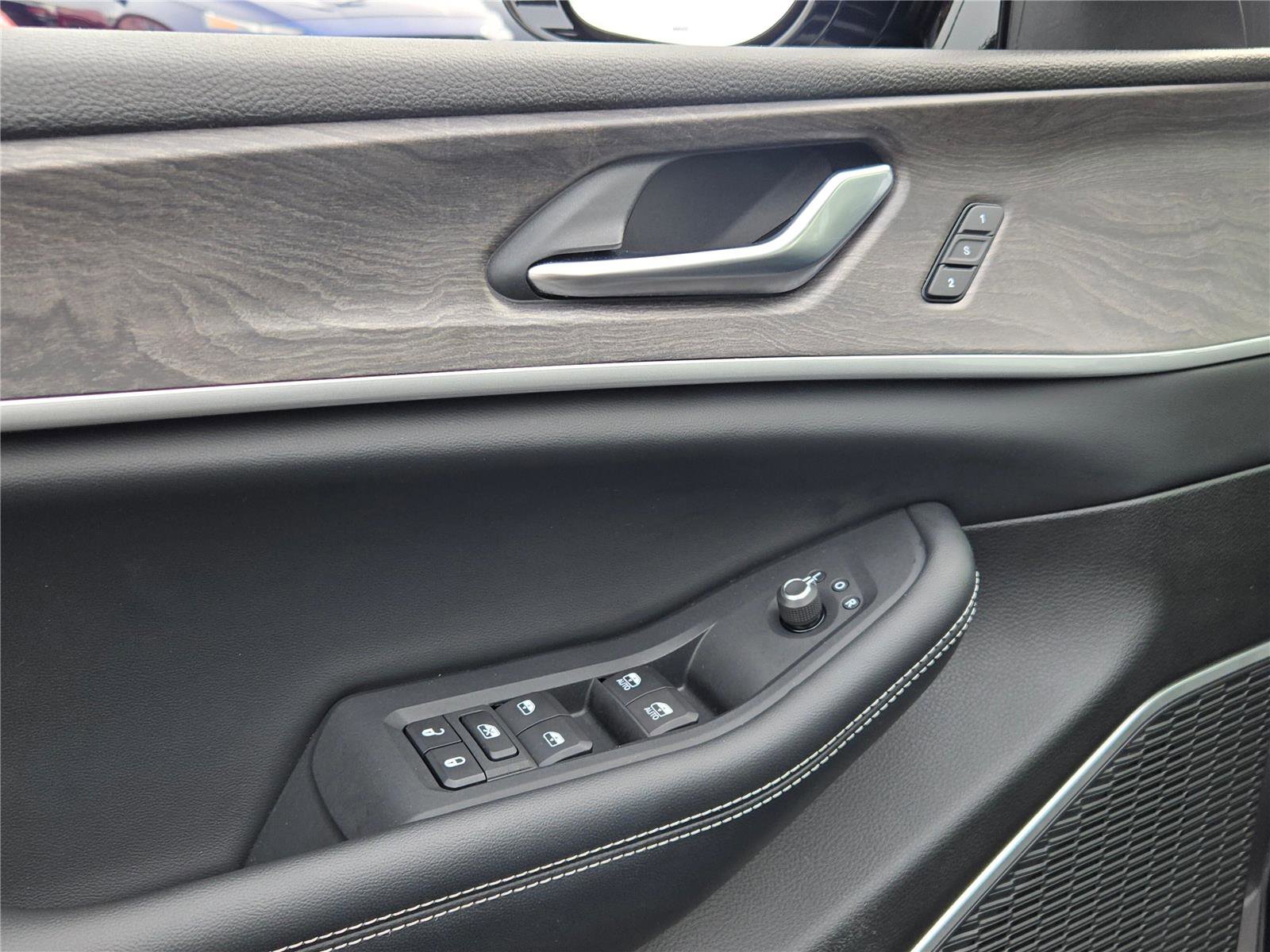 Certified 2022 Jeep Grand Cherokee Limited image 29