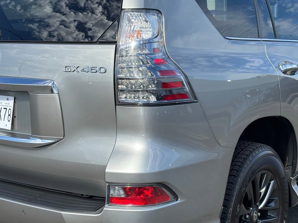 Used 2023 Lexus GX 460 Premium w/ Premium Package image 7