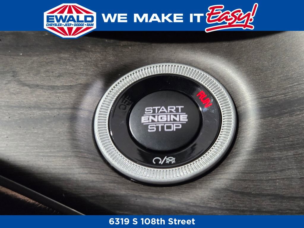 New 2025 Jeep Grand Cherokee Limited AWD/4WD image 9