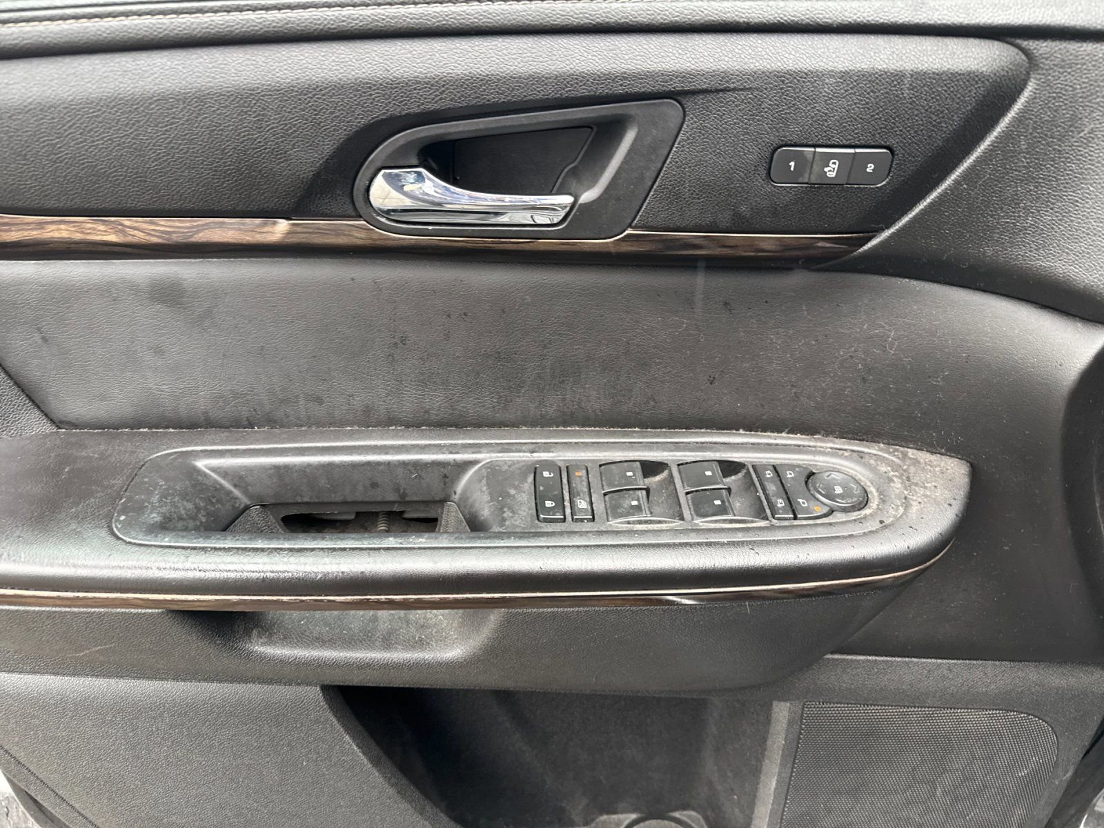 Used 2015 GMC Acadia Denali AWD/4WD image 10